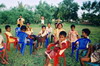 Red Hills / Madras / Heimkinder beim spielen im Garten